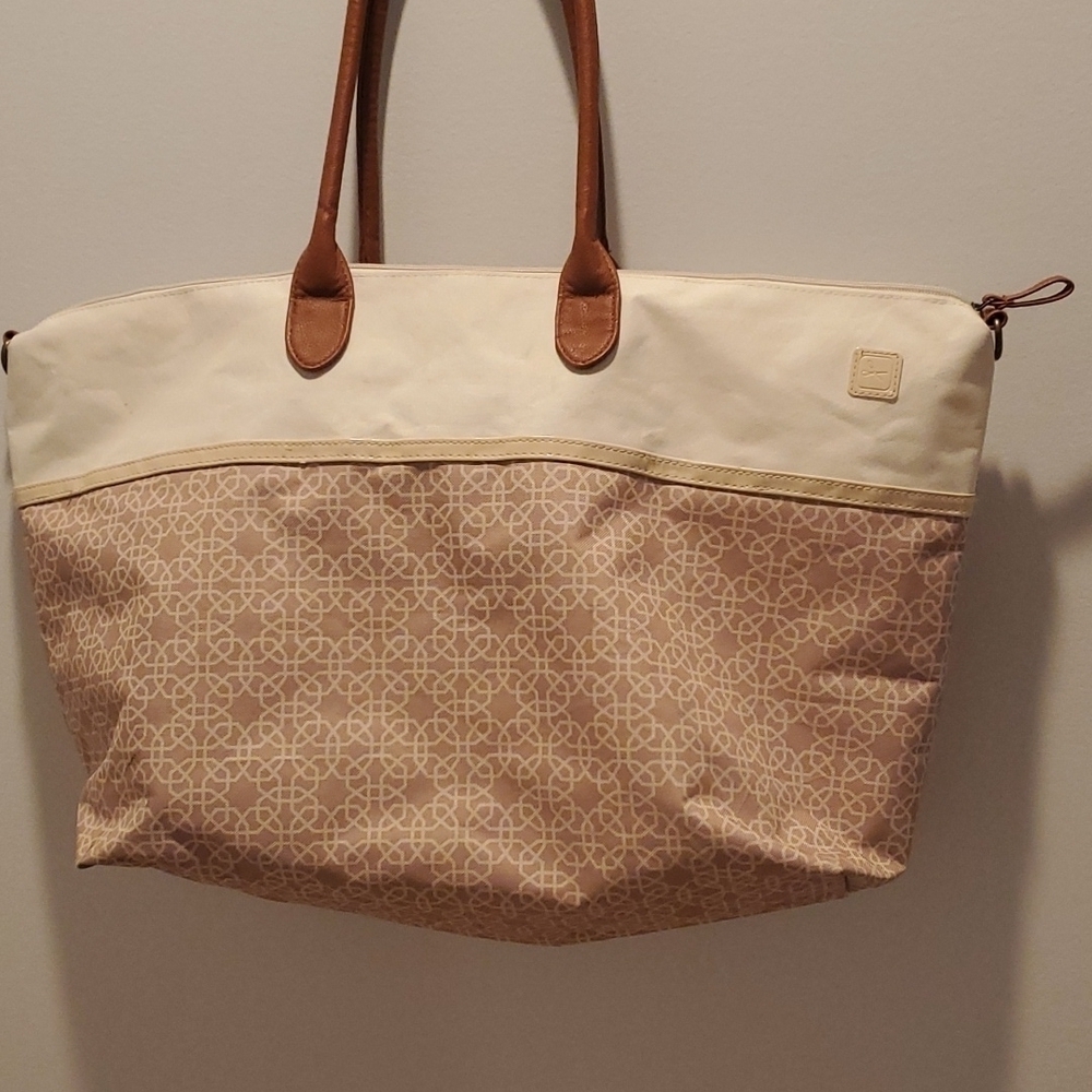 CUTE Beige and Tan Weekend Bag (#9)